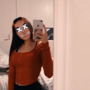 Meet your Posher, Hope